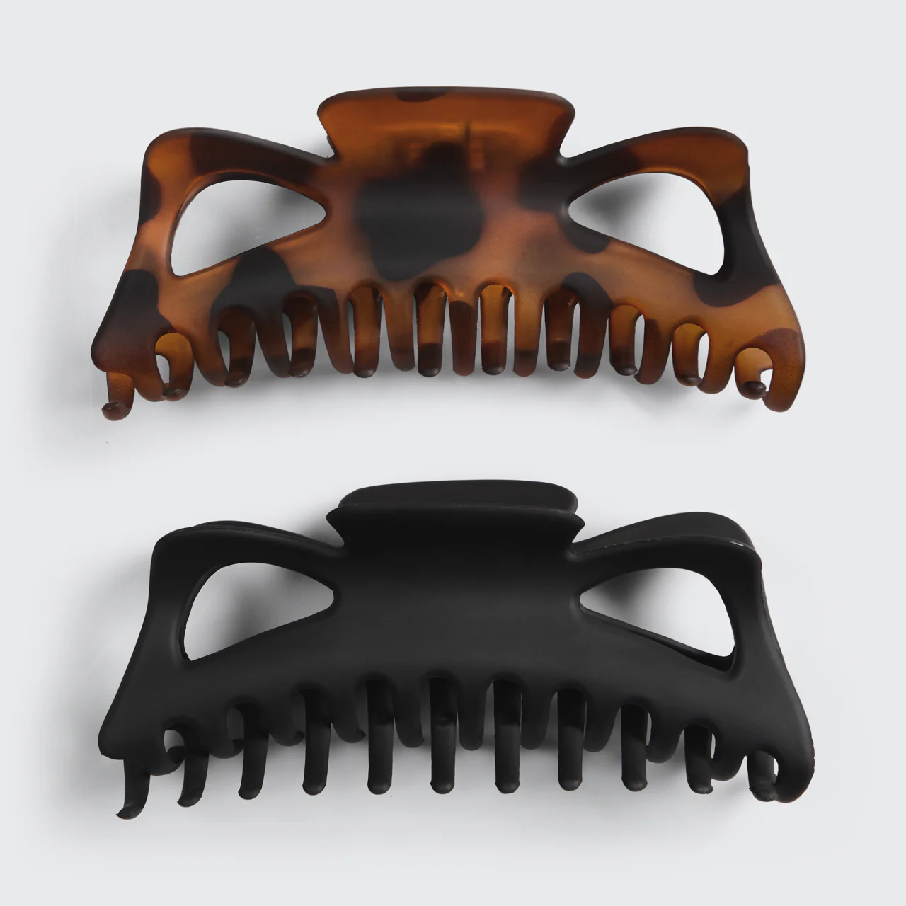 Black & Tort Classic Claw Clips 2pc Set - Jumbo - Image 2